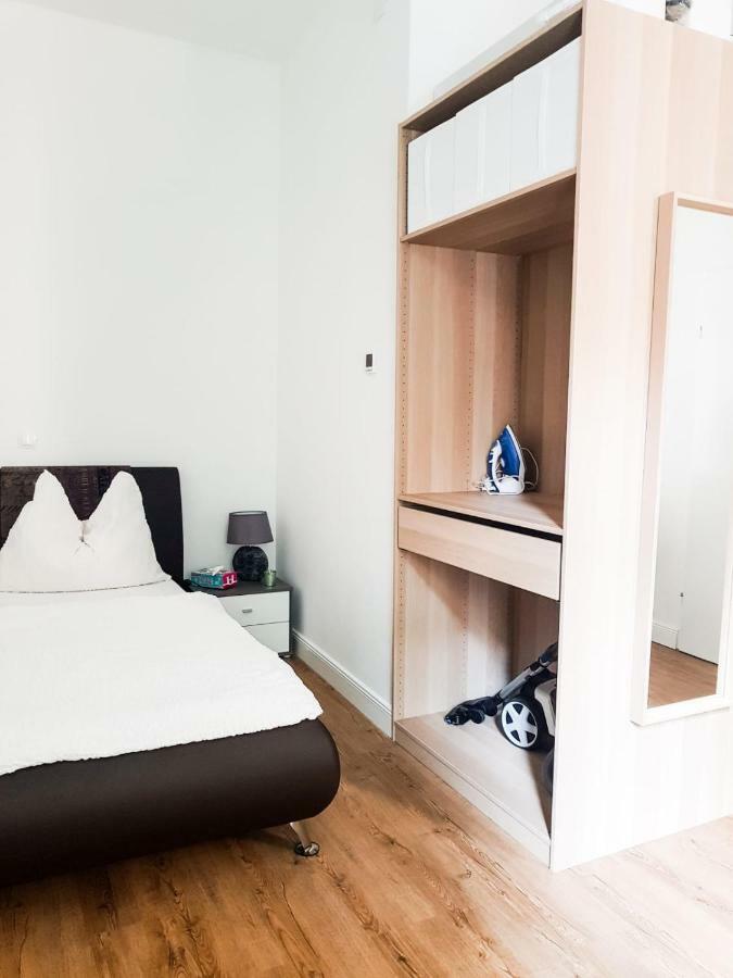 Апартаменти Sonniges Studio Heinzelmanngasse Відень Екстер'єр фото