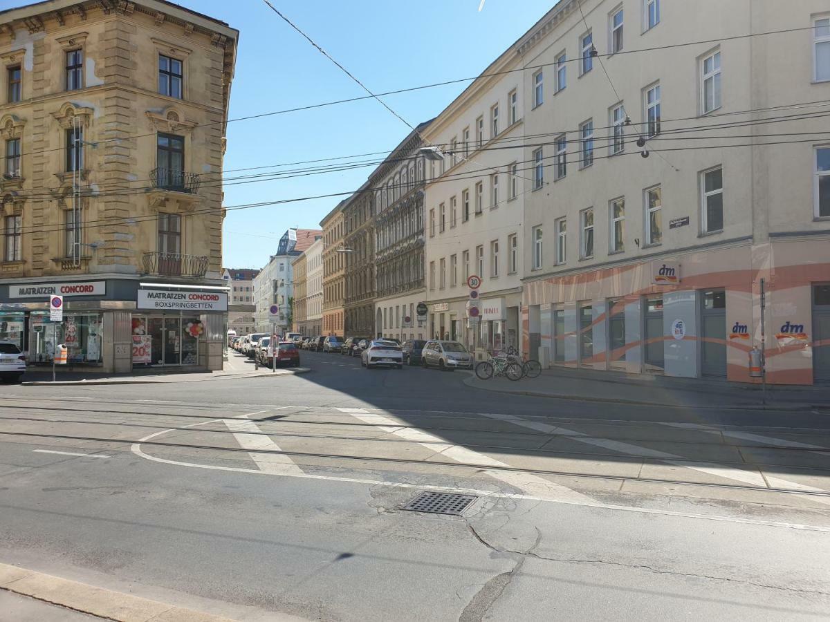 Апартаменти Sonniges Studio Heinzelmanngasse Відень Екстер'єр фото